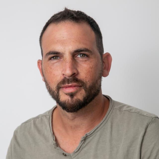 יניב טרגר